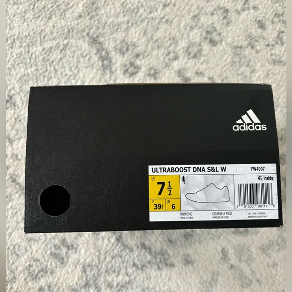 Women’s Adidas Ultra Boost DNA - Picture 6 of 6